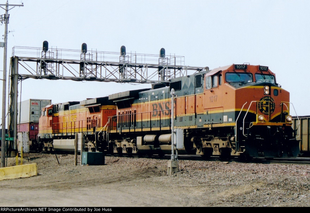 BNSF 1017 West